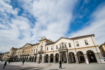 Obraz premium アオスタ 市庁舎（イタリア ヴァッレ・ダオスタ州）