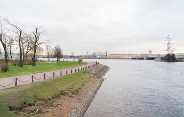 Fototapeta na wymiar View on the Palace bridge from Hare Island in Saint-Petersburg.