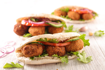 falafel with pita bread and vegetable