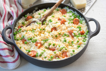 Rice risotto with chorizo and pea