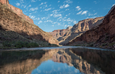 Fototapeta na wymiar Colorado River Reflections