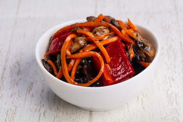 Appetizing grilled salad