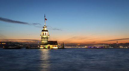 Fototapeta na wymiar Maidens Tower in Istanbul, Turkey