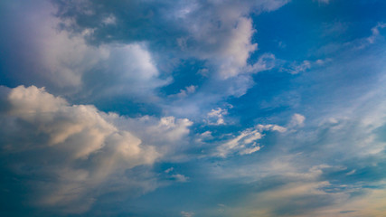 Naklejka na ściany i meble Fluffy Cloud Sky Background