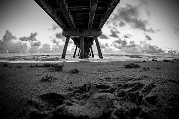 B&W Pier