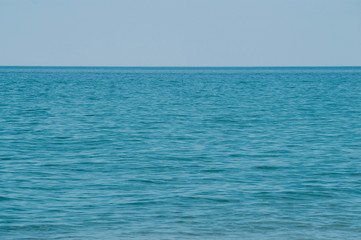 Fototapeta na wymiar Bright blue ocean background