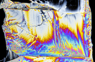 Microscopic view of magnesium sulfate heptahydrate crystal in polarized light