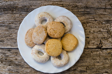 Polvorones mantecados and roscos de vino