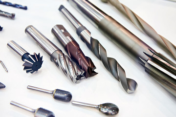 Milling cutters and drills for metal