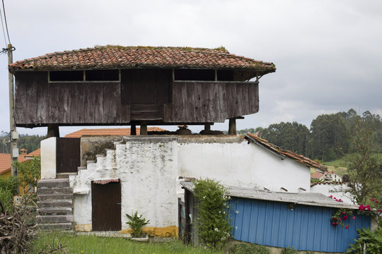 Stilt granary (in the northwest of Spain are known as horreo)