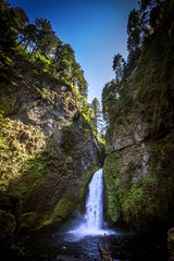 Fototapeta na wymiar Oregon's Wahclella Falls in the Columbia River Gorge