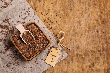 Seeds of pure brown flaxen