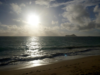 Fototapeta premium Early Morning Sunrise on Waimanalo Beach