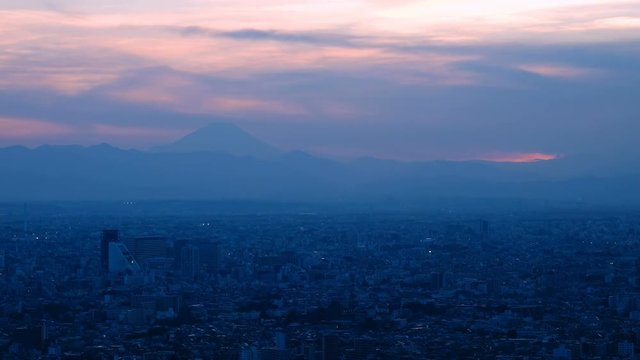 富士山と東京・タイムラプス・日没