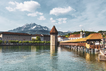 Chapel bridge famous place on lake Luzern with blue sky in Luzern, Switzerland, Europe. - obrazy, fototapety, plakaty