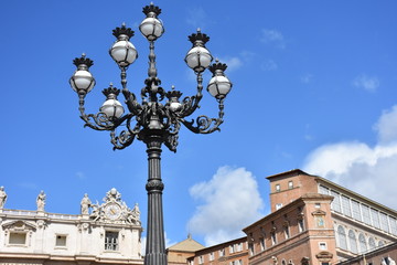 Fototapeta na wymiar Rome. Large lamp post in St. Peter's Square.