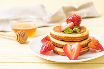 pancake with fresh strawberries