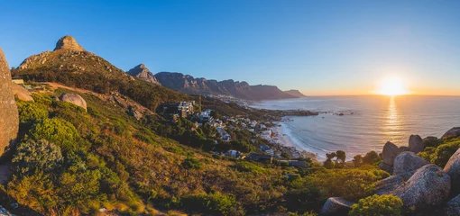 Foto auf Acrylglas Panorama of the 12 Apostles and Lion's Head at sunset in Cape Town © bradleyvdw