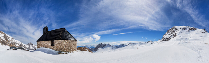 schneeferner glacier and the alps in the background high definition panorama in the winter