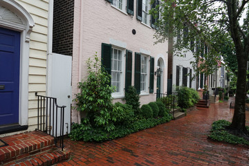 georgetown dc washington houses under the rain