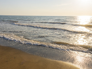 mare schiuma tramonto