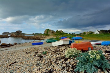 Ciel d'orage sur la Bretagne à Plougrescant