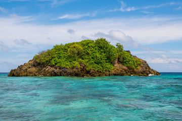 Fototapeta premium East Misool, group of small island in shallow blue lagoon water, Raja Ampat, West Papua, Indonesia
