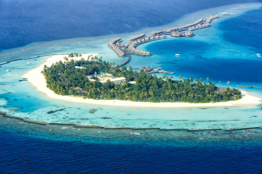 Malediven Insel Urlaub Paradies Meer Halaveli Resort Ari Atoll Luftbild