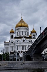 Fototapeta na wymiar Cathedral Church of Christ the Savior in Moscow-the Cathedral of the Russian Orthodox Church (Volkhonka street, 15-17). The existing building, built in the 1990s, is a recreation of the temple of the 