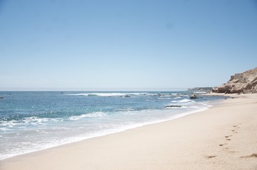 Fototapeta na wymiar Camino en la playa