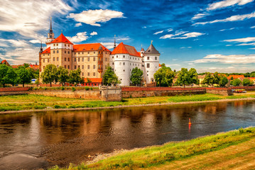 Fototapeta premium Schloss Hartenfels in Torgau an der Elbe in Sachsen