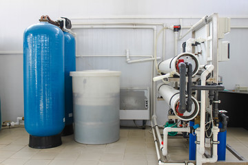 Reverse osmosis system - installation of industrial membrane devices