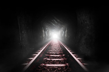 Fototapeta na wymiar Old tunnel of the railway