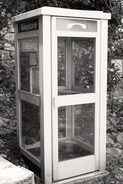cabine t&eacute;l&eacute;phonique 