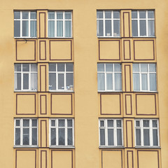 Obraz premium Windows on the facade of building
