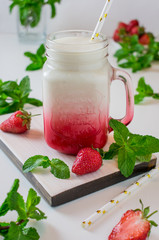 Strawberry yogurt with mint