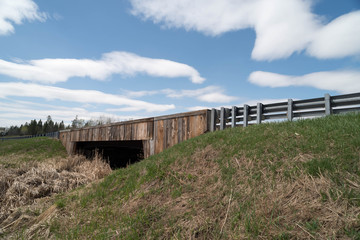 Fototapeta premium Highway Bridge over Mississippi River near Headwaters