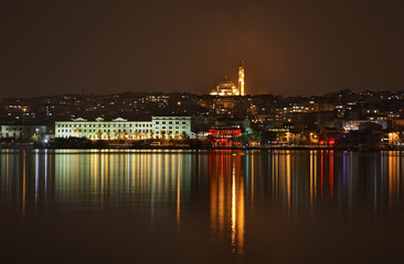 Fototapeta na wymiar Bosphorus strait in Istanbul. Turkey