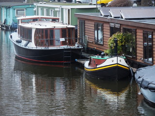 Fototapeta na wymiar Boat House - Amsterdam - Netherlands - Holland