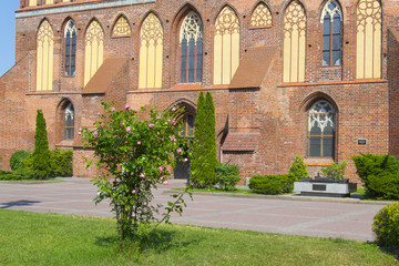 Fototapeta na wymiar Entrance to the Cathedral of Koenigsberg