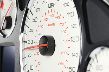 speedometer at 25 MPH