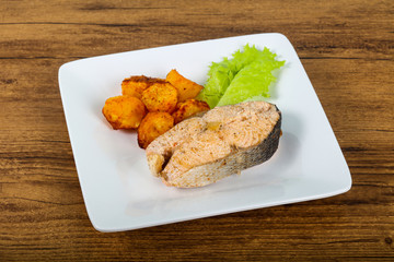 Steamed salmon