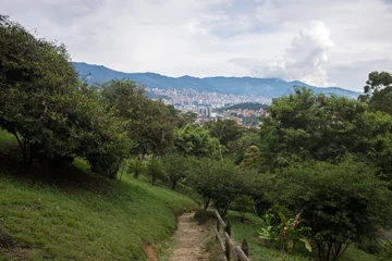 Gordijnen Cerro de las tres cruces, Medellín, Colombie © Suzanne Plumette