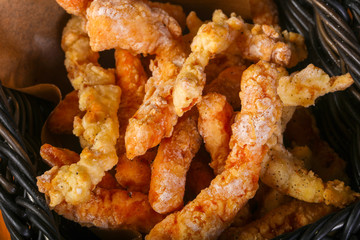 Prawn tempura with sauce