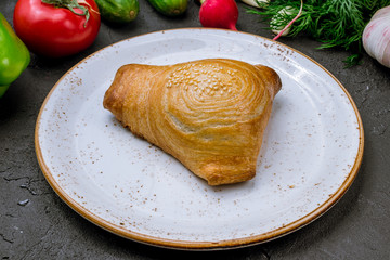 Samsa national uzbek food