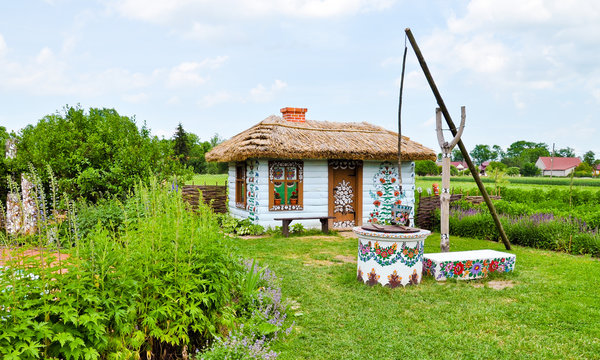 Fototapeta Painted house in Zalipie, Poland
