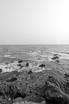 Fototapeta black and white seascape background