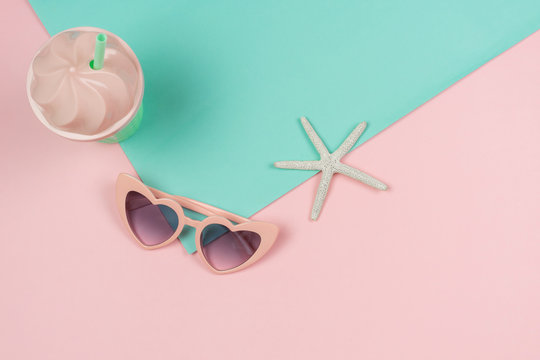 Women's accessories items on pastel colors background, Summer vacation concept