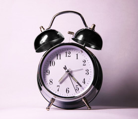 mechanical alarm clock