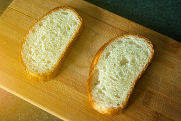 Cutted two slices of bread